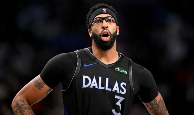 又双叒伤了！独行侠目前战绩为14胜24负 浓眉缺席时仅为4胜14负